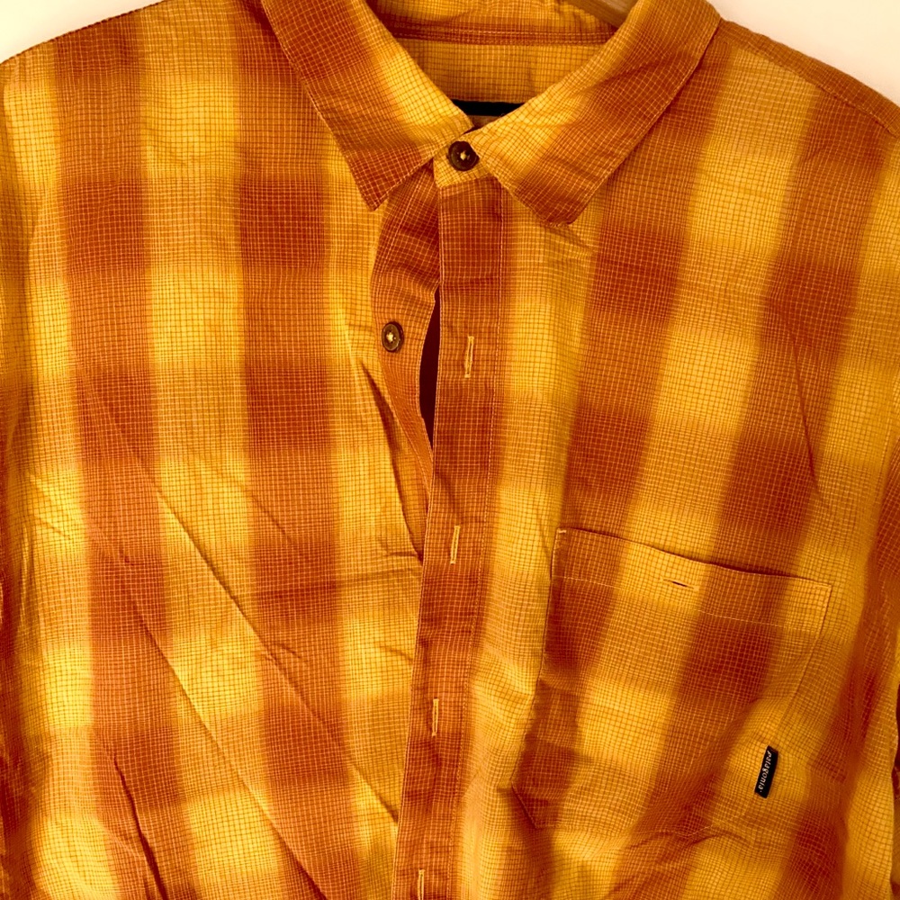 Patagonia - button up - short sleeve